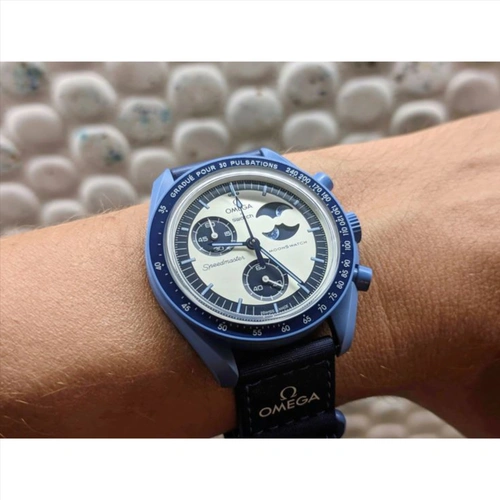 رنگ ابی مشابه (سیاره نپتن )